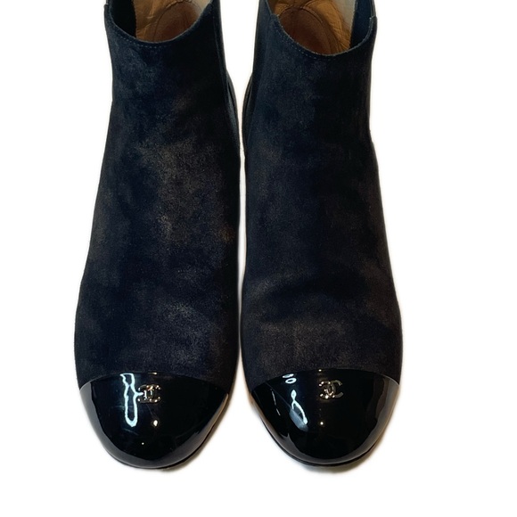 CHANEL Black Suede & Patent Leather Cap-Toe Ankle Boots - Size 38C - Picture 1 of 8
